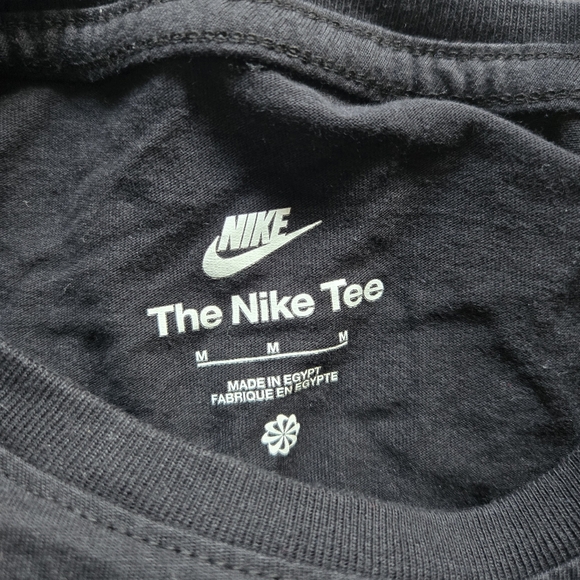 Nike long sleeve shirt - Picture 2 of 2